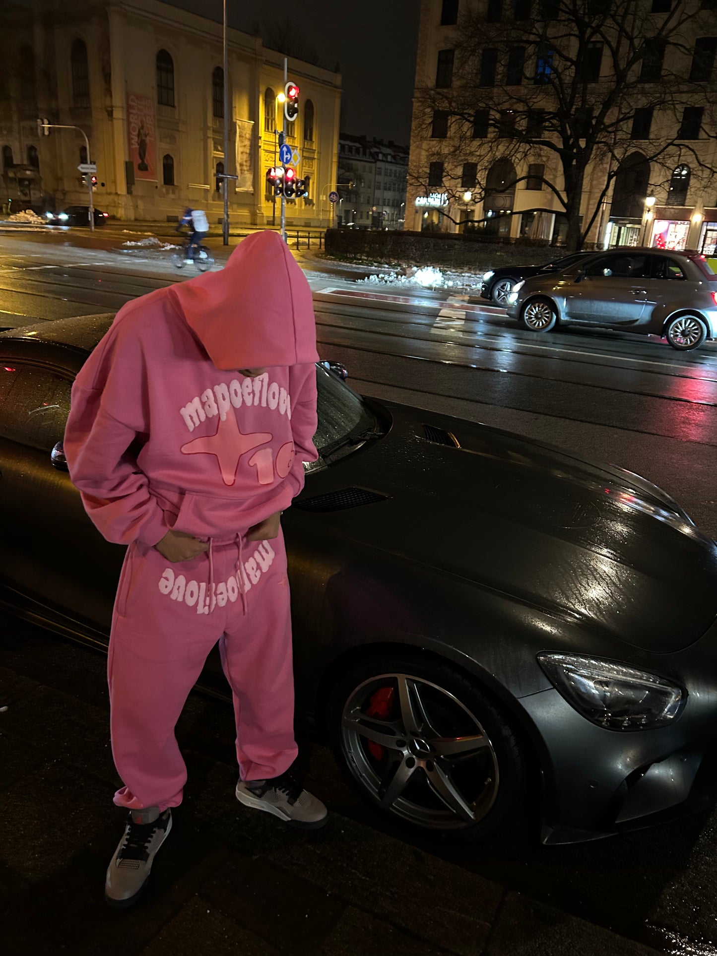 MOEL PINK JOGGERS X CRYING VILLAIN